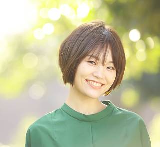 女性の画像